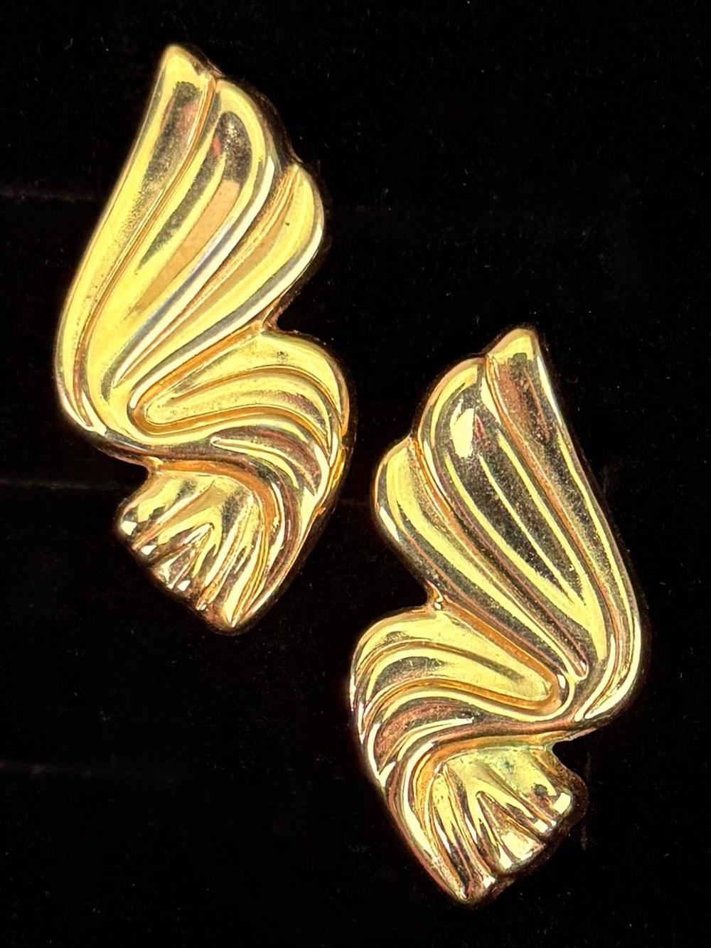 Vintage 80s Goldtone Statement Pierced Earrings